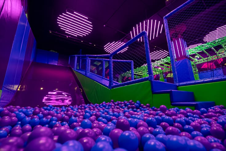 Trampoline Arena